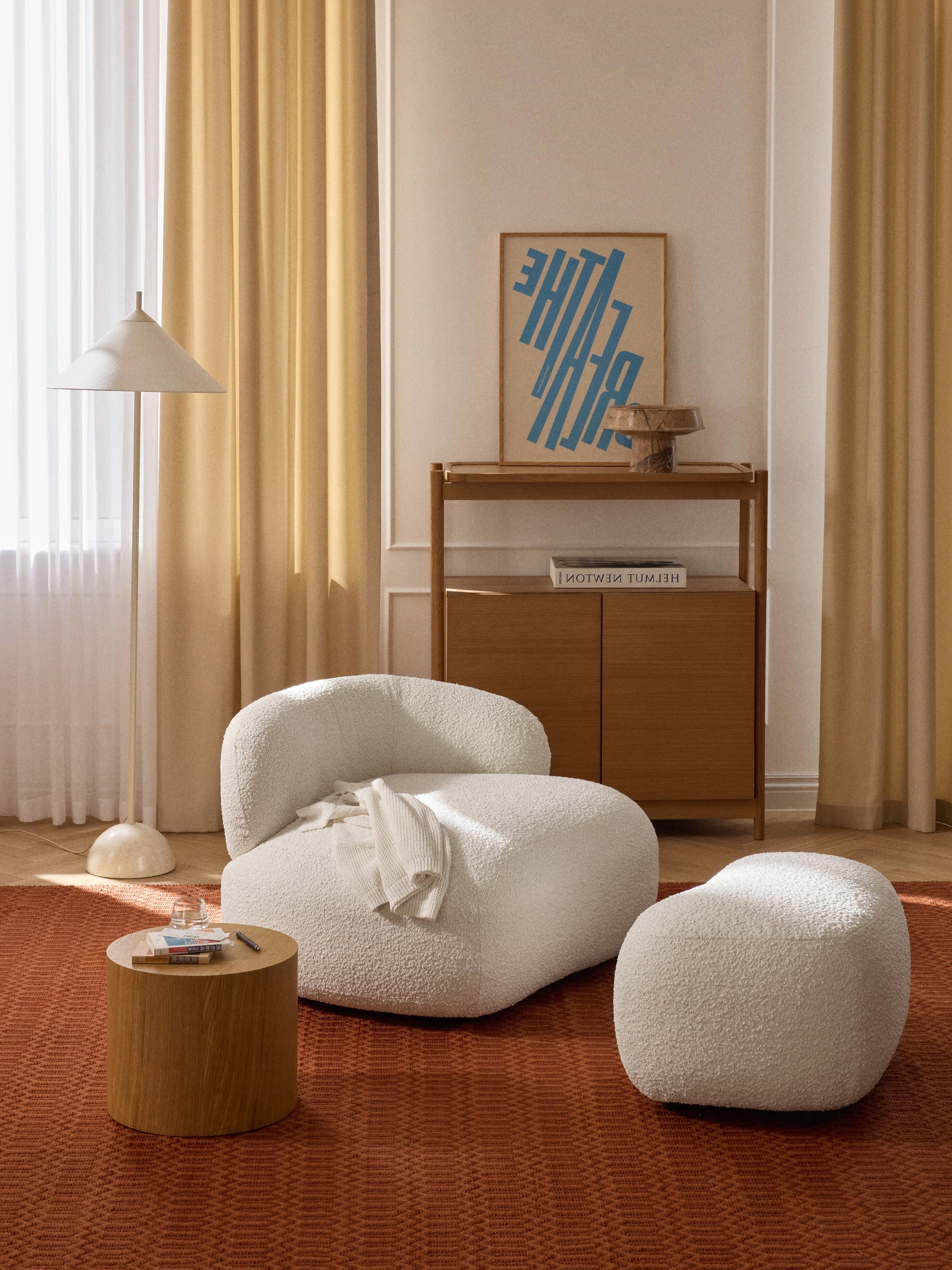 Albezzo Lounge Chair in Bouclé