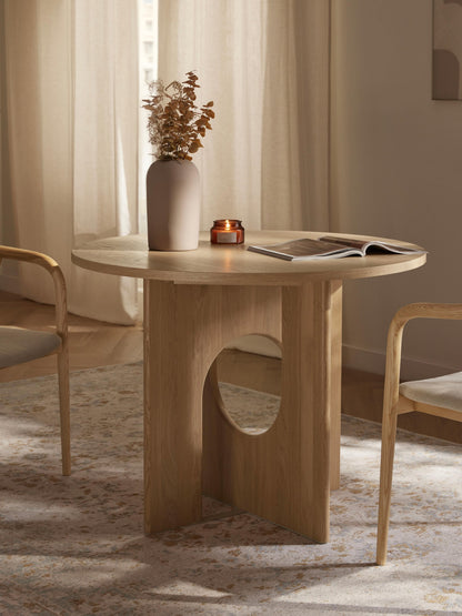 Apolzano Dining Table, Round, in Various Sizes