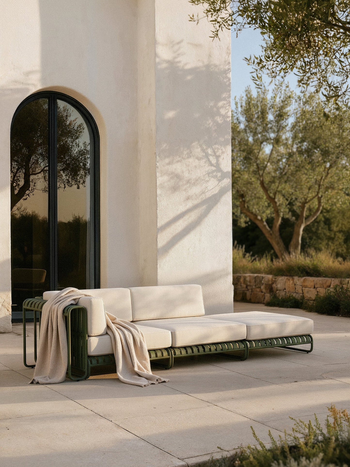 Caiveza Corner Garden Module