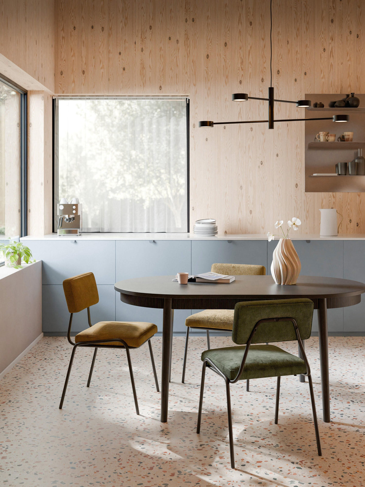 Calbrenta Dining Table, Extendable, in Various Sizes