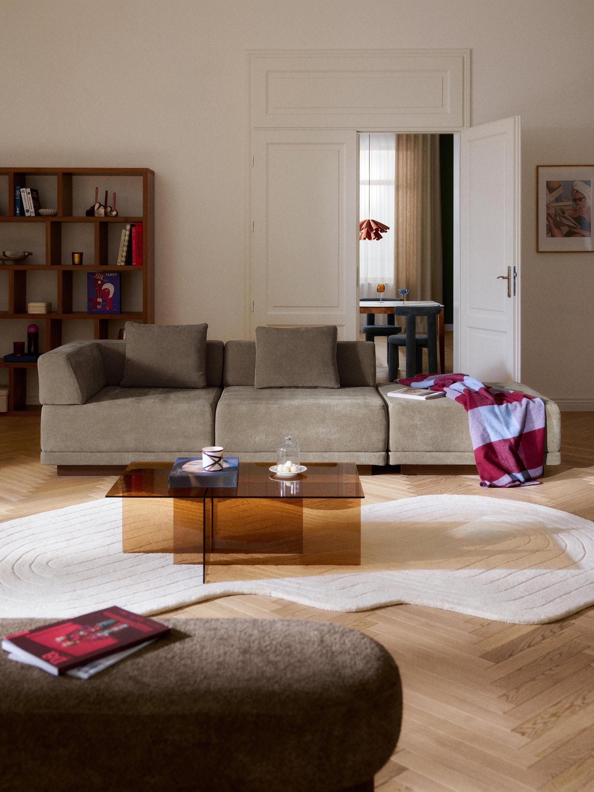 Colrenta Modular Sofa (4-Seater) with Ottoman