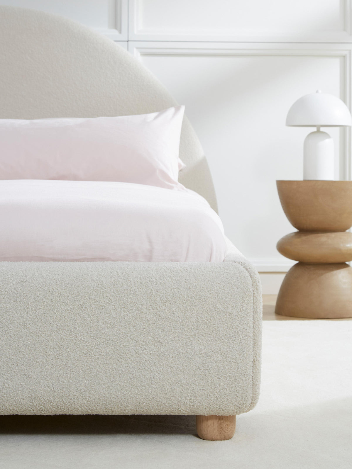 Ebbaroli Upholstered Bed in Teddy