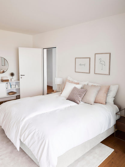 Enyveda Box Spring Bed