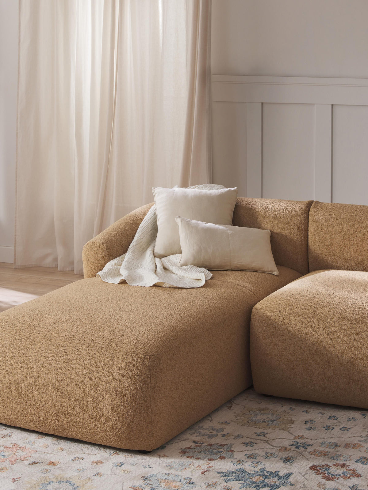 Fiorvana Chaise Corner Module in Bouclé
