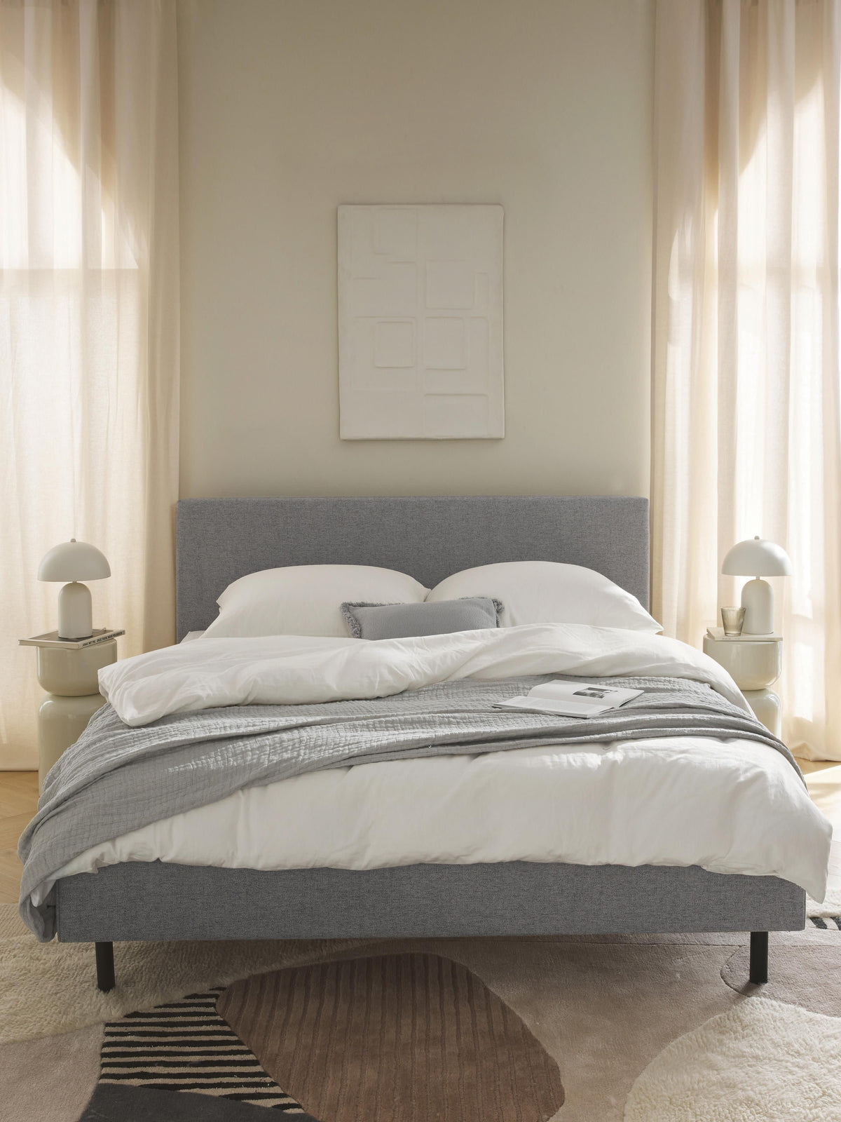 Giulbero Upholstered Bed with Wooden Feet