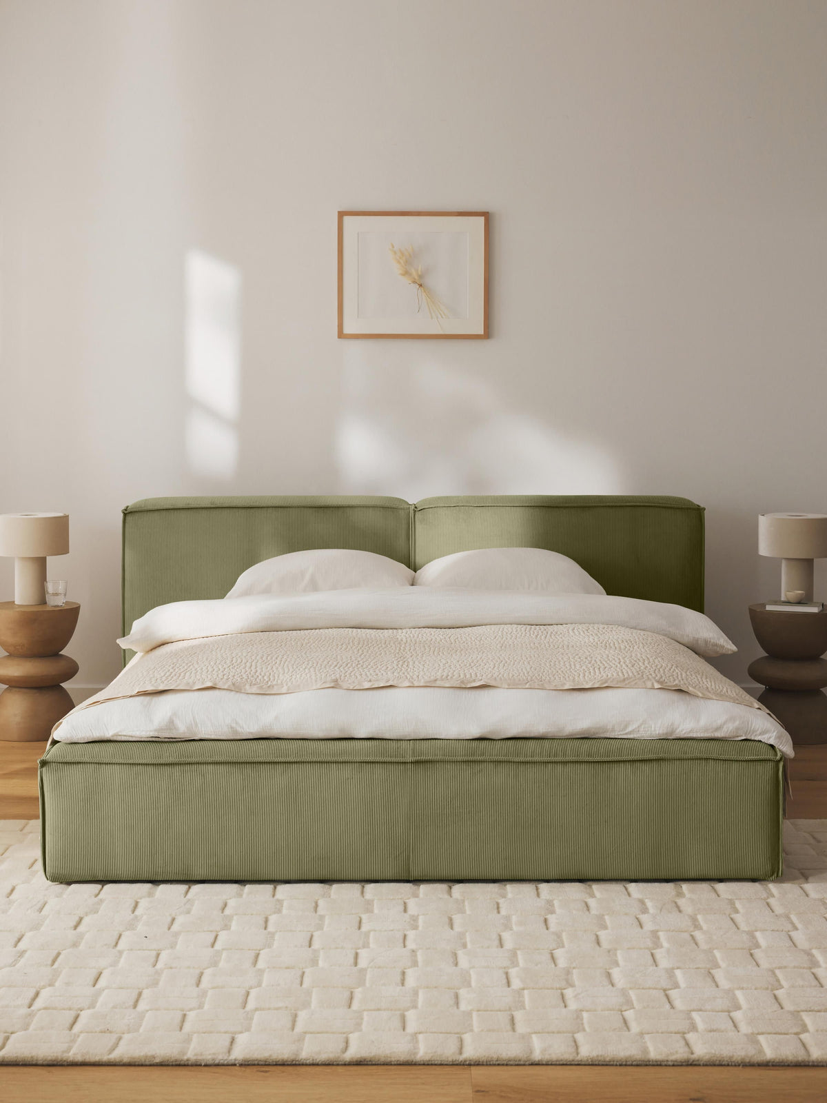 Lenvarro Upholstered Storage Bed in Corduroy