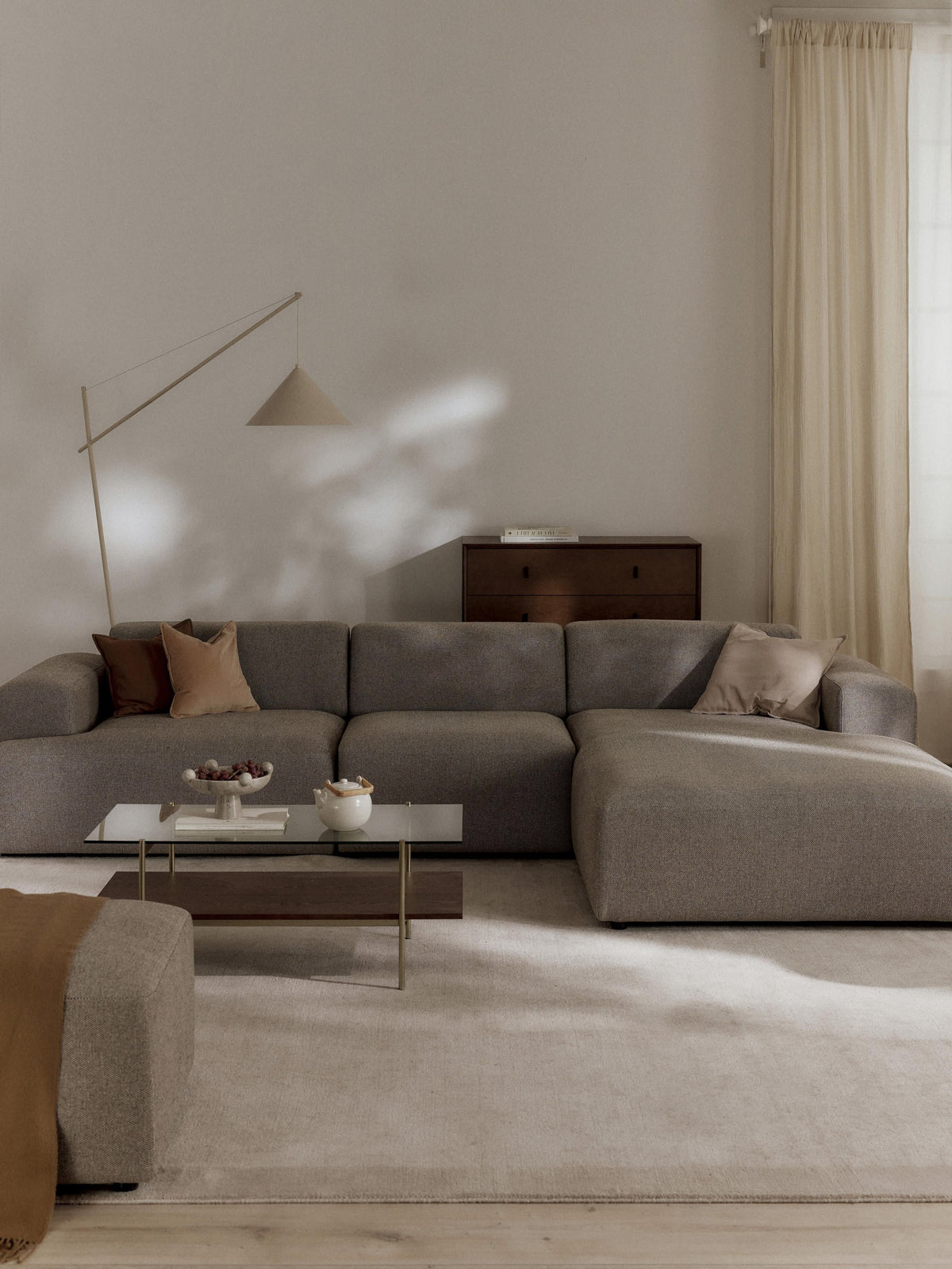 Melzara Corner Sofa (4-Seater)