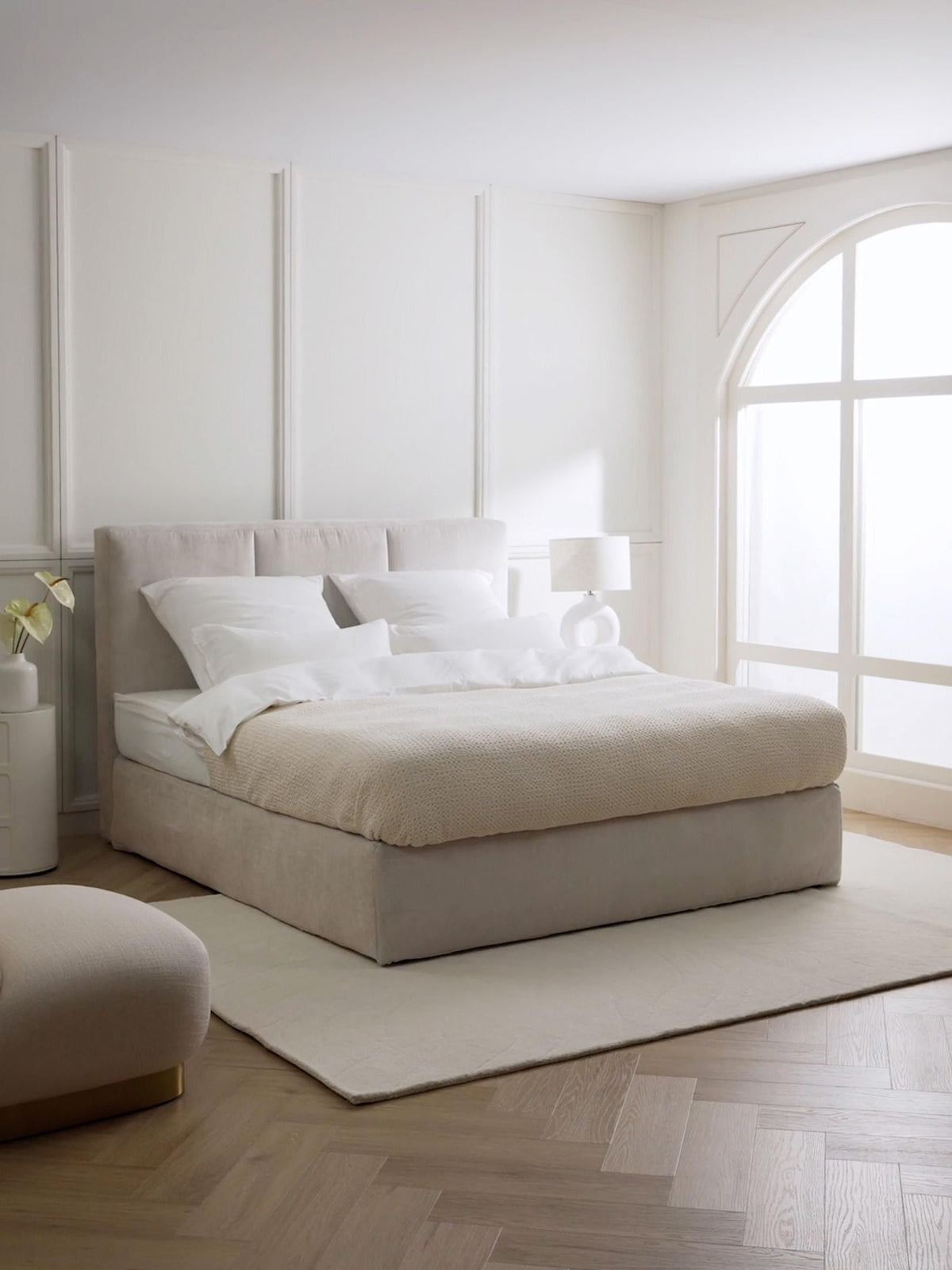 Obrezzi Box Spring Bed