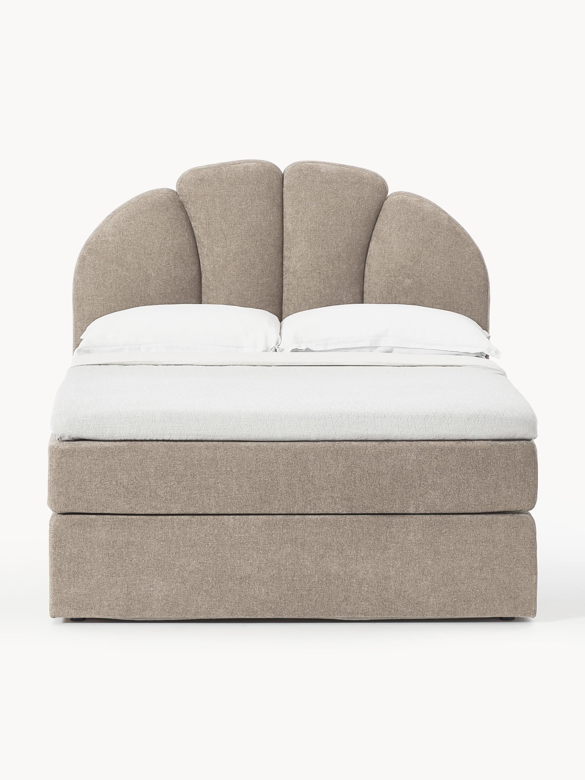 Romfrida Box Spring Bed