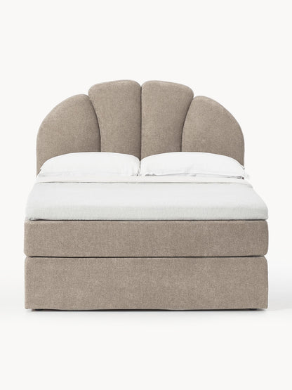 Romfrida Box Spring Bed