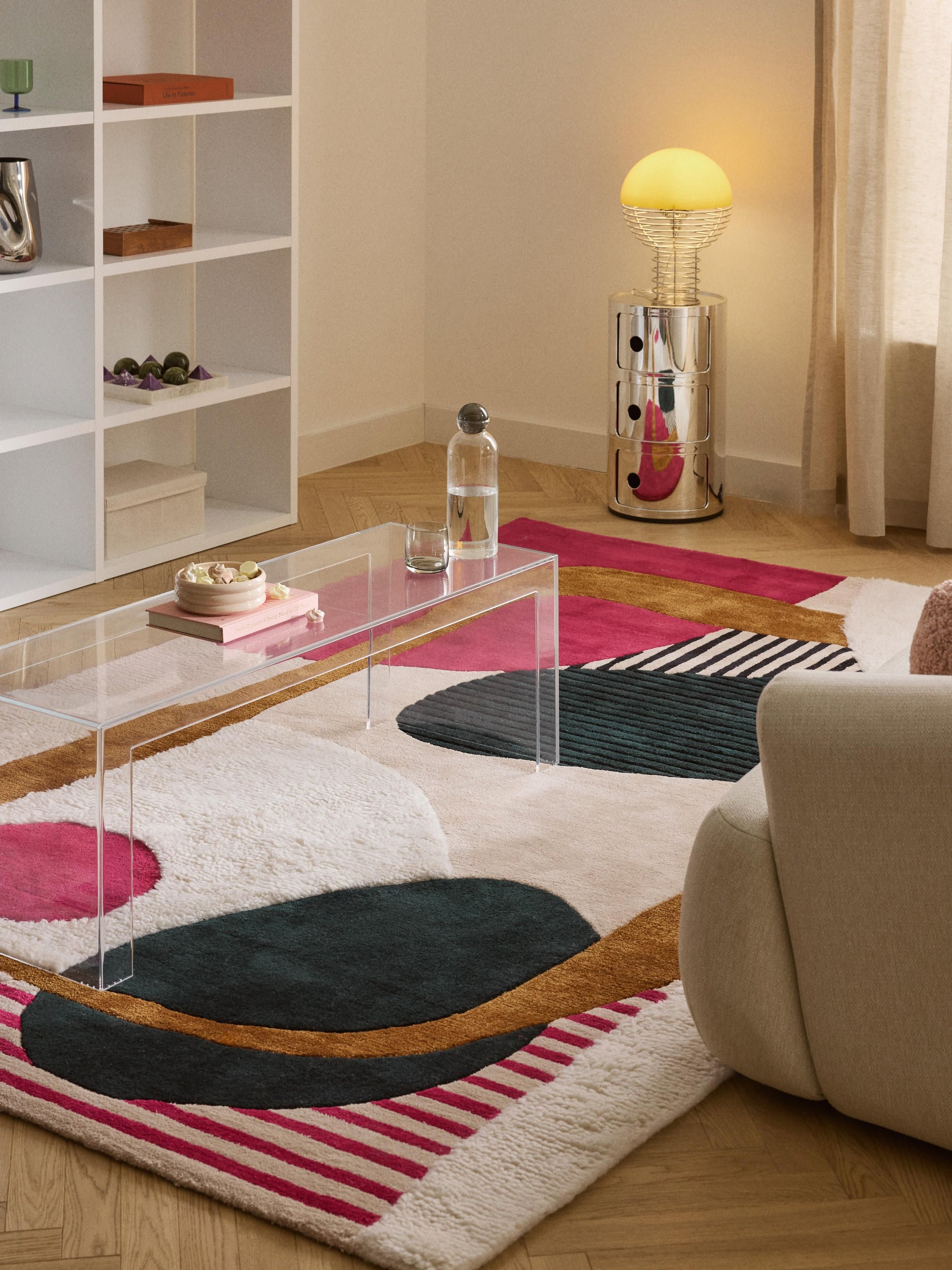 Roscelli Hand-Tufted Wool Rug with High-Low Texture