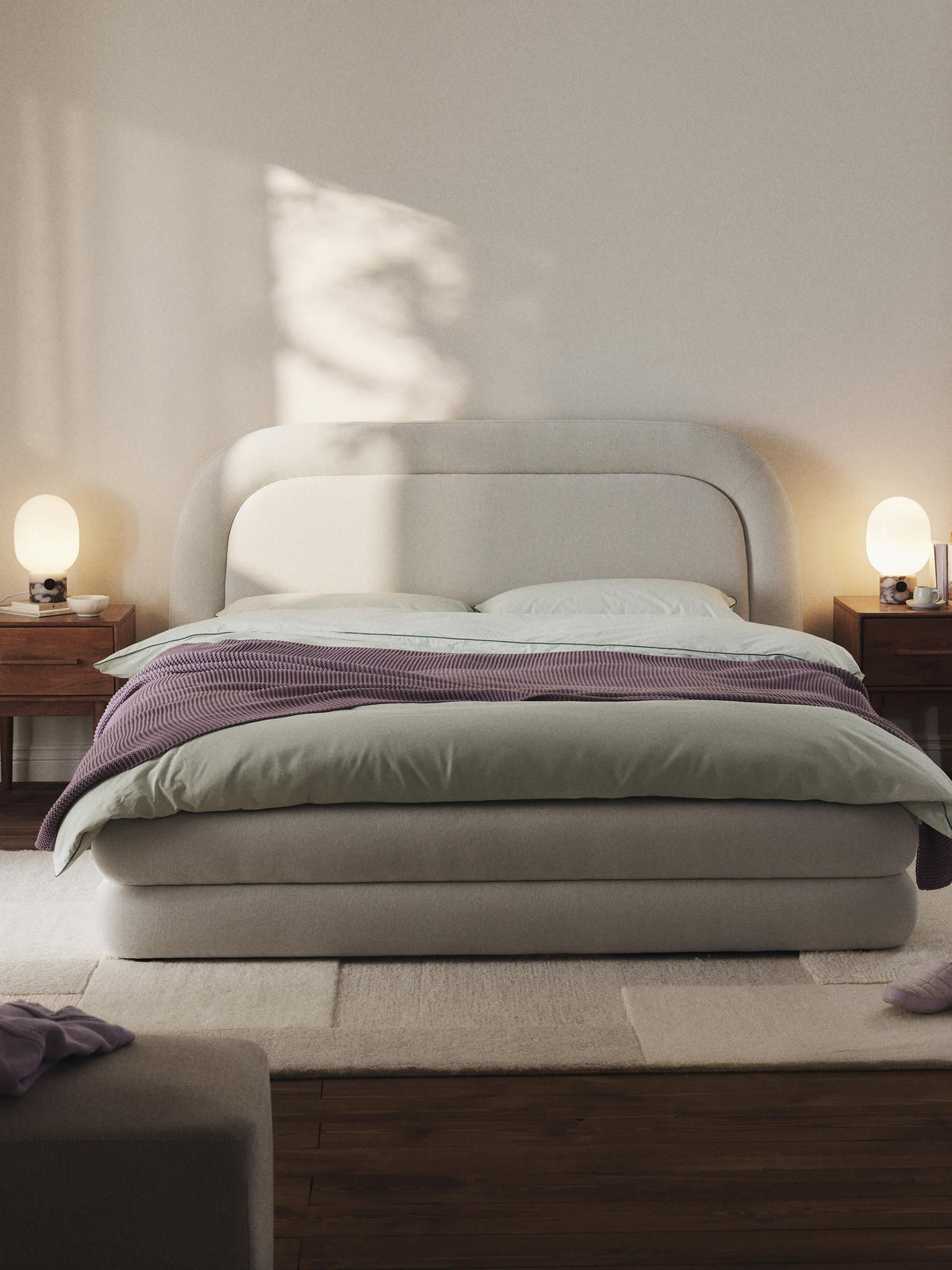 Soltavia Bed, Upholstered