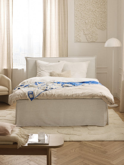 Vioranta Box Spring Bed