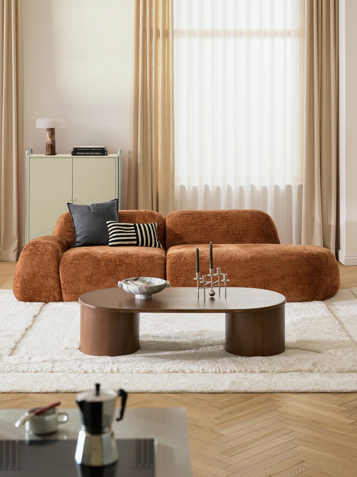 Wolmestra Chaise in Teddy Bouclé